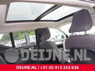 Volvo XC40 XC40 (XZ), SUV, 2017 1.5 T4 Plug-in Hybrid 12V picture 35