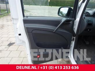 Mercedes Vito Vito (639.6), Van, 2003 / 2014 2.2 110 CDI 16V Euro 5 picture 19