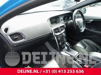 Volvo V-40 V40 (MV), Hatchback 5-drs, 2012 / 2019 1.6 D2 picture 18