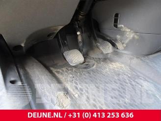 Iveco Daily New Daily IV, Van, 2006 / 2011 35C14V, C14V/P, S14C, S14C/P, S14V, S14V/P picture 24