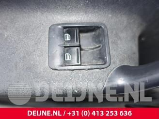 Volkswagen Caddy Caddy III (2KA,2KH,2CA,2CH), Van, 2004 / 2015 1.6 TDI 16V picture 33