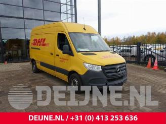 krockskadad bil bedrijf Mercedes Sprinter Sprinter 3t (910.6), Van, 2018 / 2025 211 CDI 2.1 D FWD 2019/4