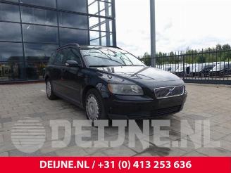 Dezmembrări autoturisme Volvo V-50 V50 (MW), Combi, 2003 / 2012 2.4 20V 2004/4