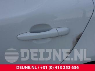 Volvo V-40 V40 (MV), Hatchback 5-drs, 2012 / 2019 1.6 D 16V picture 33