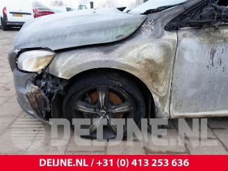 Volvo V-40 V40 (MV), Hatchback 5-drs, 2012 / 2019 1.5 T2 16V Geartronic picture 9