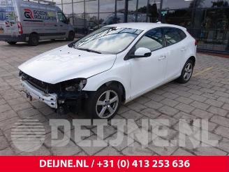 Volvo V-40 V40 (MV), Hatchback 5-drs, 2012 / 2019 1.6 D2 picture 3