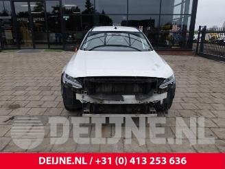 Volvo V-90  picture 2