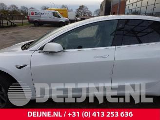 Tesla Model 3 Model 3, Sedan, 2017 Long Range AWD 75 kWh picture 15