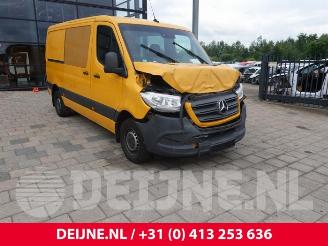 Dezmembrări autoturisme Mercedes Sprinter Sprinter 3,5t (907.6/910.6), Van, 2018 316 CDI 2.1 D RWD 2019/8