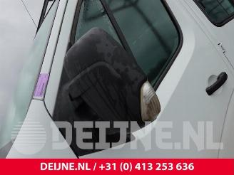 Renault Master Master III (EV/HV/UV/VA/VB/VD/VF/VG/VJ), Chassis-Cabine, 2010 2.3 dCi 165 16V RWD picture 11