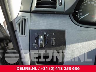 Mercedes Vito Vito (639.6), Van, 2003 / 2014 2.2 109 CDI 16V picture 32