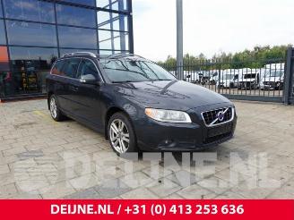 Uttjänta bilar auto Volvo V-70 V70 (BW), Combi, 2007 / 2016 2.4 D5 20V 205 2010/12
