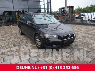 Dezmembrări autoturisme Volvo V-50 V50 (MW), Combi, 2003 / 2012 2.4 20V 2004/7