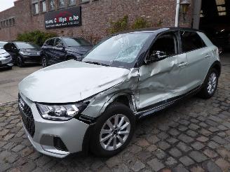 uszkodzony samochody osobowe Audi A1 allstreet 30 TFSI 2023/9