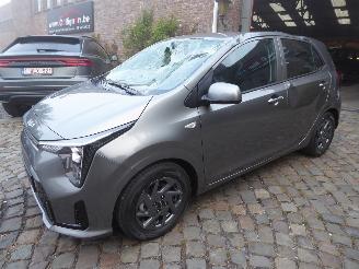 Coche accidentado Kia Picanto 1.0 2025/8