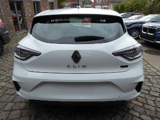 Renault Clio Evolution Hybrid automatic picture 11