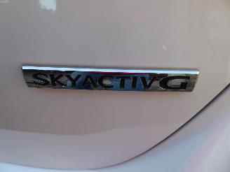 Mazda 2 Center-Line Hybrid Agile picture 6