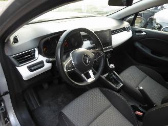 Renault Clio V Evolution picture 7