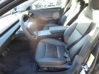 Tesla Model 3 RWD picture 11