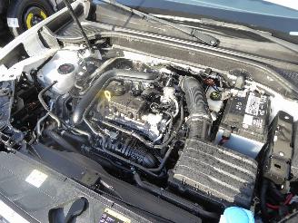 Audi Q2 30 TFSI S line picture 23