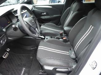 Opel Corsa F e GS picture 11