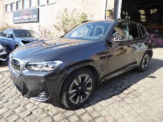 skadebil auto BMW iX3 Inspiring M Sport 2025/2