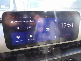 Fiat 600 Hybrid La Prima picture 24