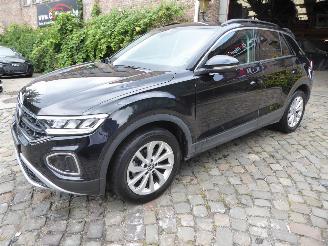 Coche accidentado Volkswagen T-Roc Life 2024/2
