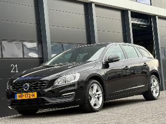 Tweedehands auto Volvo V-60 2.4 D6 Twin Engine EURO-6 2015/12