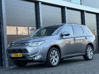 voitures voitures particulières Mitsubishi Outlander 2.0 PHEV instyle Dak Camera Leer 2014/4