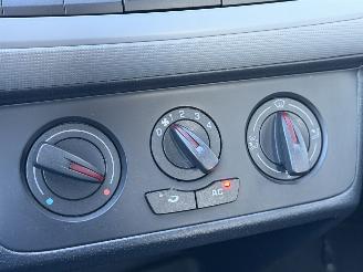 Seat Ibiza ST 1.2 TDI PDC Airco picture 10