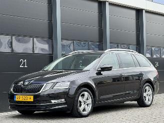 okazja samochody osobowe Skoda Octavia 1.6 TDI Navi Clima PDC Xenon 2018/4