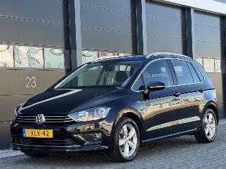 okazja samochody osobowe Volkswagen Golf Sportsvan 1.6 TDI Highline Navi Camer Clima EURO-6 2014/9