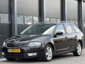 ocasión turismos Skoda Octavia 1.6 TDI Greenline Navi Clima PDC 2014/12