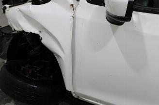 Mazda 2  picture 24