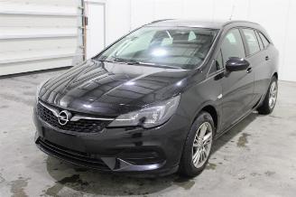skadebil auto Opel Astra  2021/1