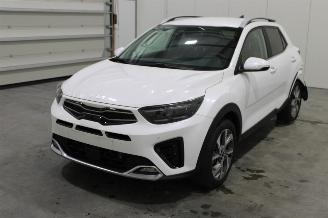 Schadeauto Kia Stonic  2024/1