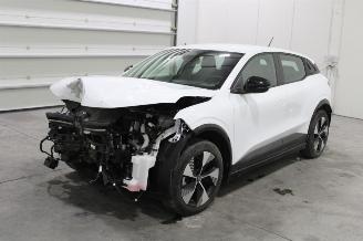 krockskadad bil auto Renault Mégane Megane 2023/2