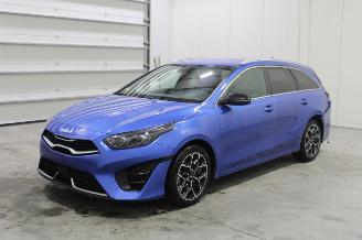 Vaurioauto  passenger cars Kia Cee d cee'd 2022/6