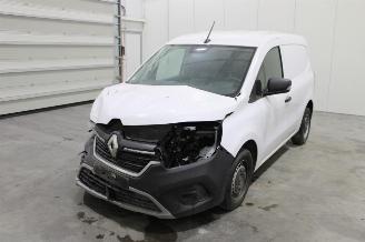 skadebil auto Renault Kangoo  2024/9