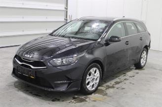 Dezmembrări autoturisme Kia Cee d cee'd 2023/11