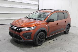 Vaurioauto  passenger cars Dacia Jogger  2023/9