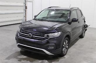 krockskadad bil auto Volkswagen T-Cross  2023/5