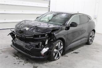 uszkodzony samochody osobowe Renault Mégane Megane 2024/9