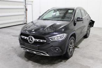  Mercedes GLA 200 2021/4