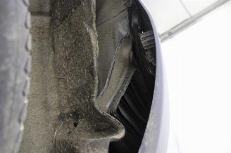 Tesla Model 3  picture 19