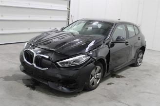 skadebil auto BMW 1-serie 116 2023/3