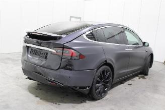 Tesla Model X  picture 3