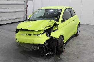uszkodzony samochody osobowe Fiat 500  2024/4