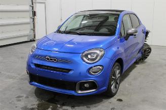 krockskadad bil auto Fiat 500X  2023/10